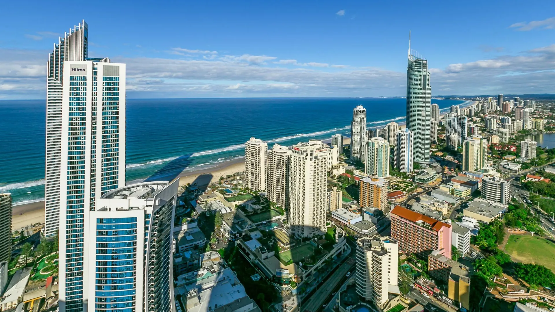 Circle On Cavill - We Accommodate Surfers Paradise Australia