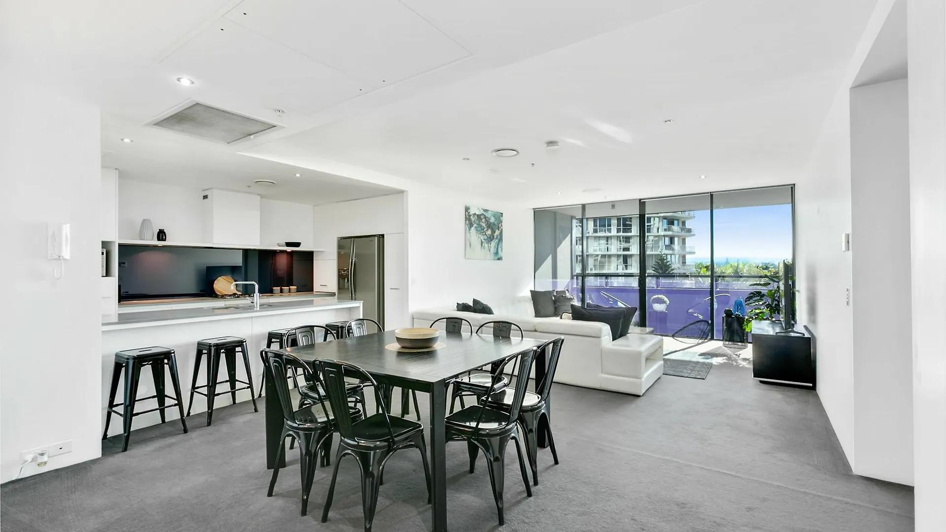 Circle On Cavill - We Accommodate Surfers Paradise Appartamento