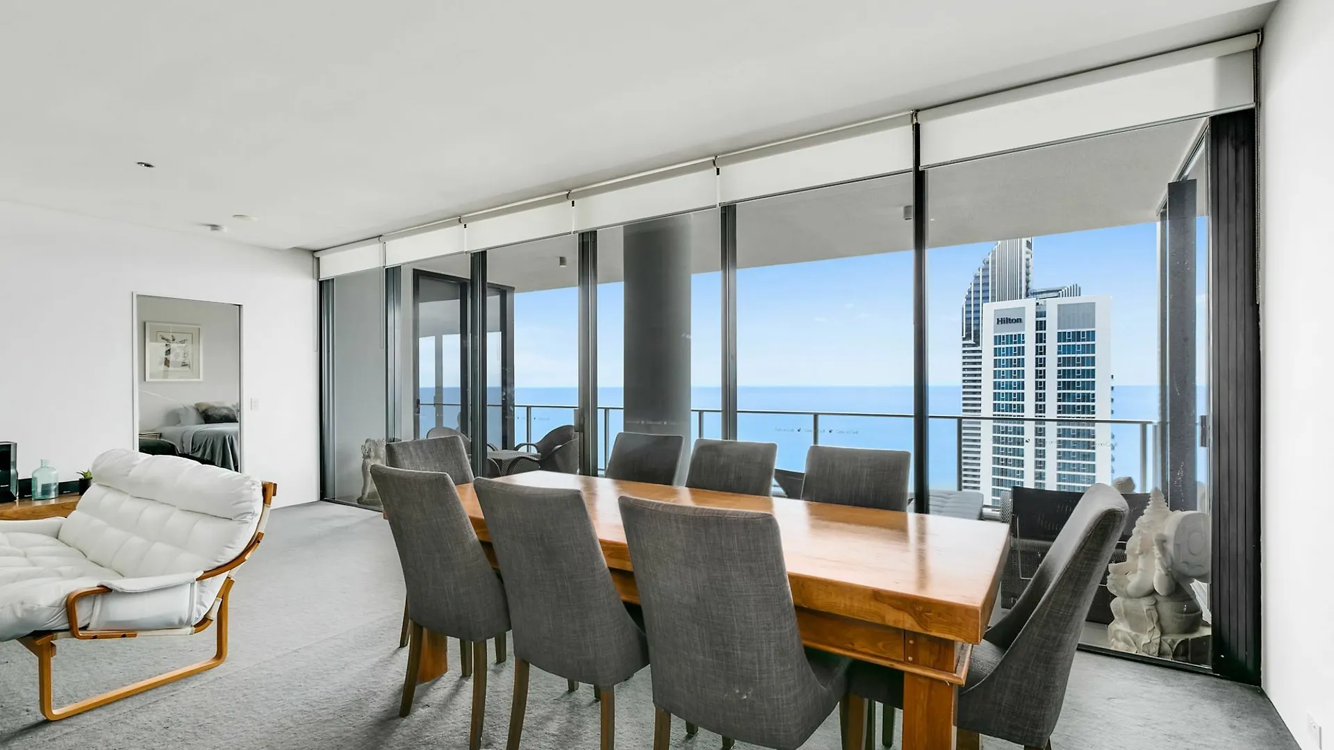 Circle On Cavill - We Accommodate Surfers Paradise Appartamento